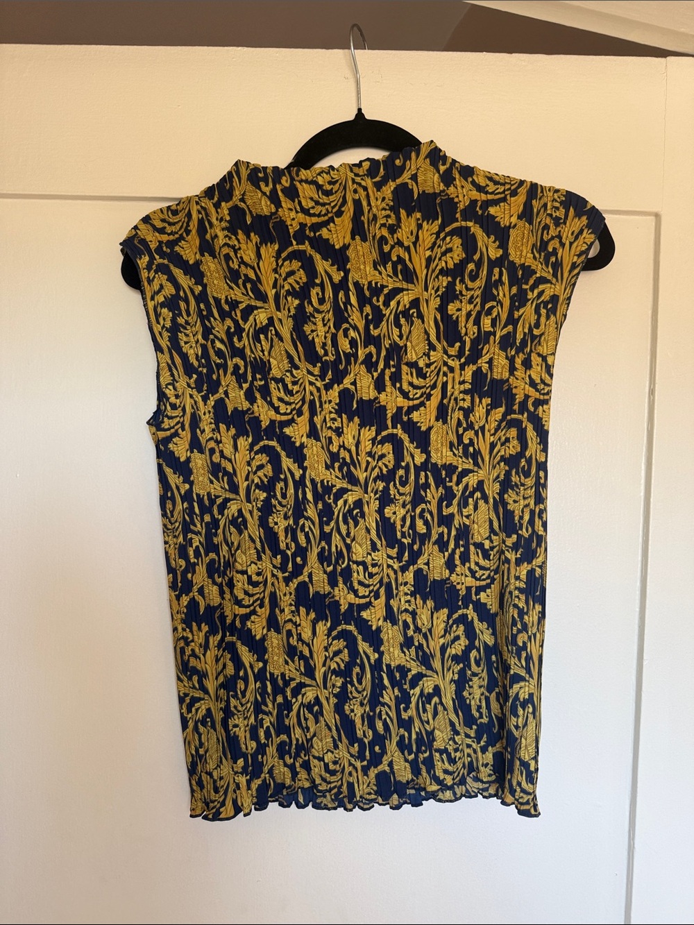 Vintage Navy and Gold Sleeveless Mock Neck Camisole